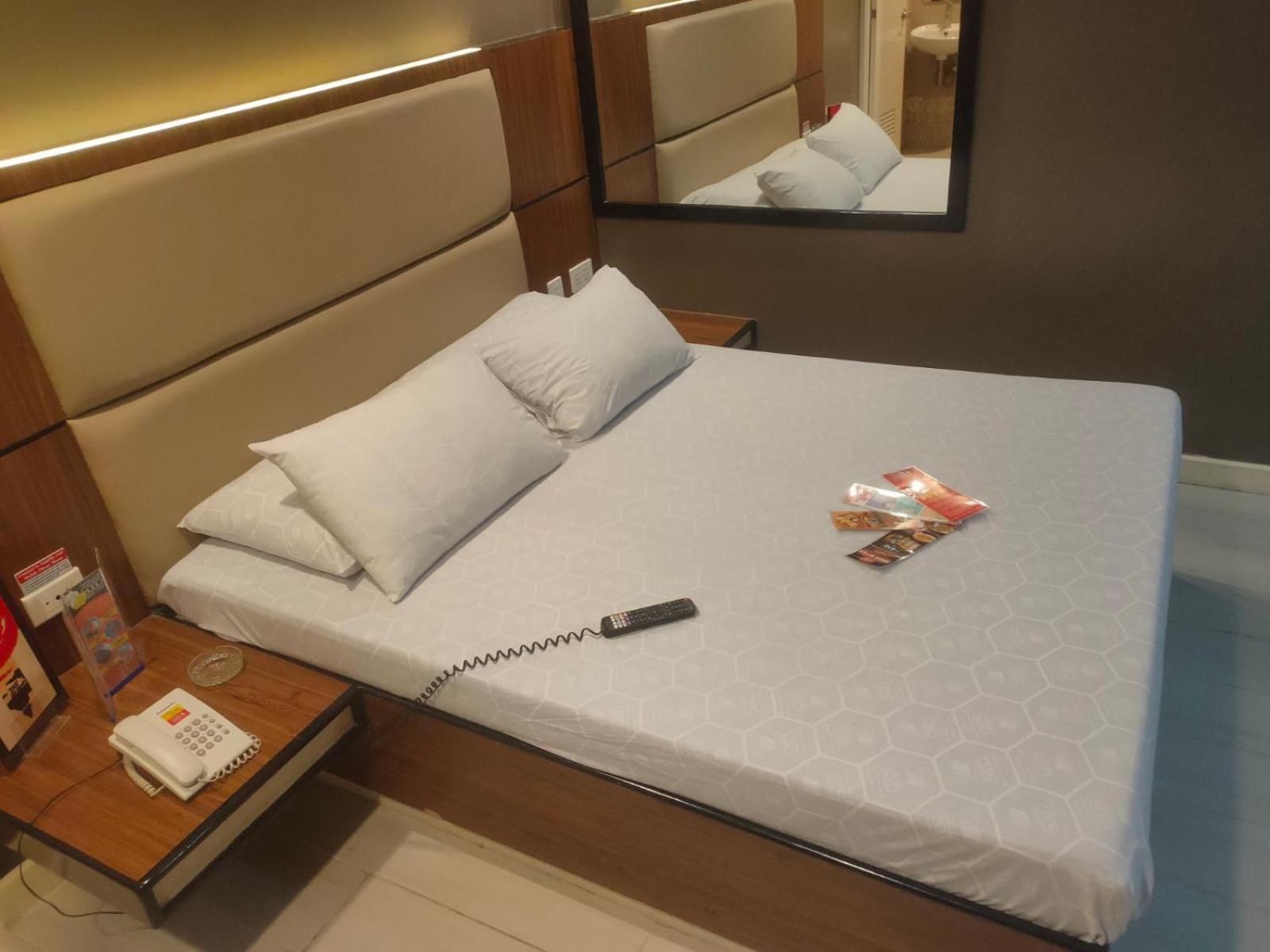 Hotel Sogo Macapagal Paranaque City Eksteriør billede