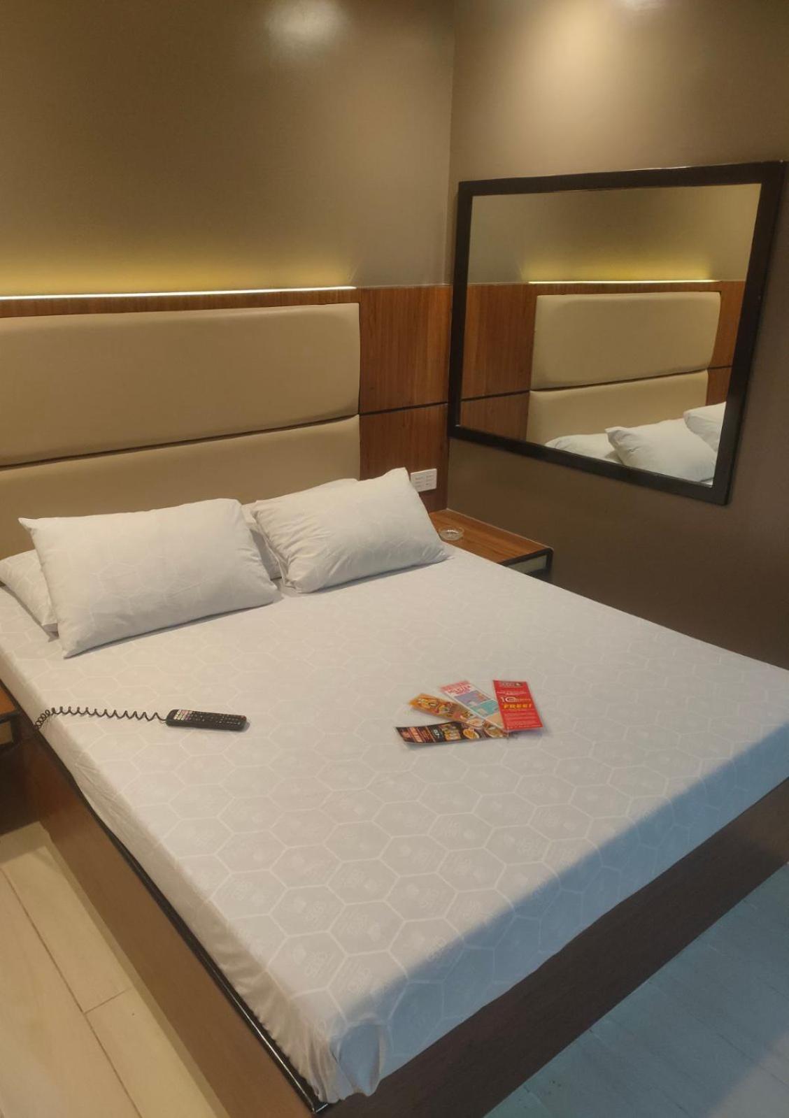 Hotel Sogo Macapagal Paranaque City Eksteriør billede